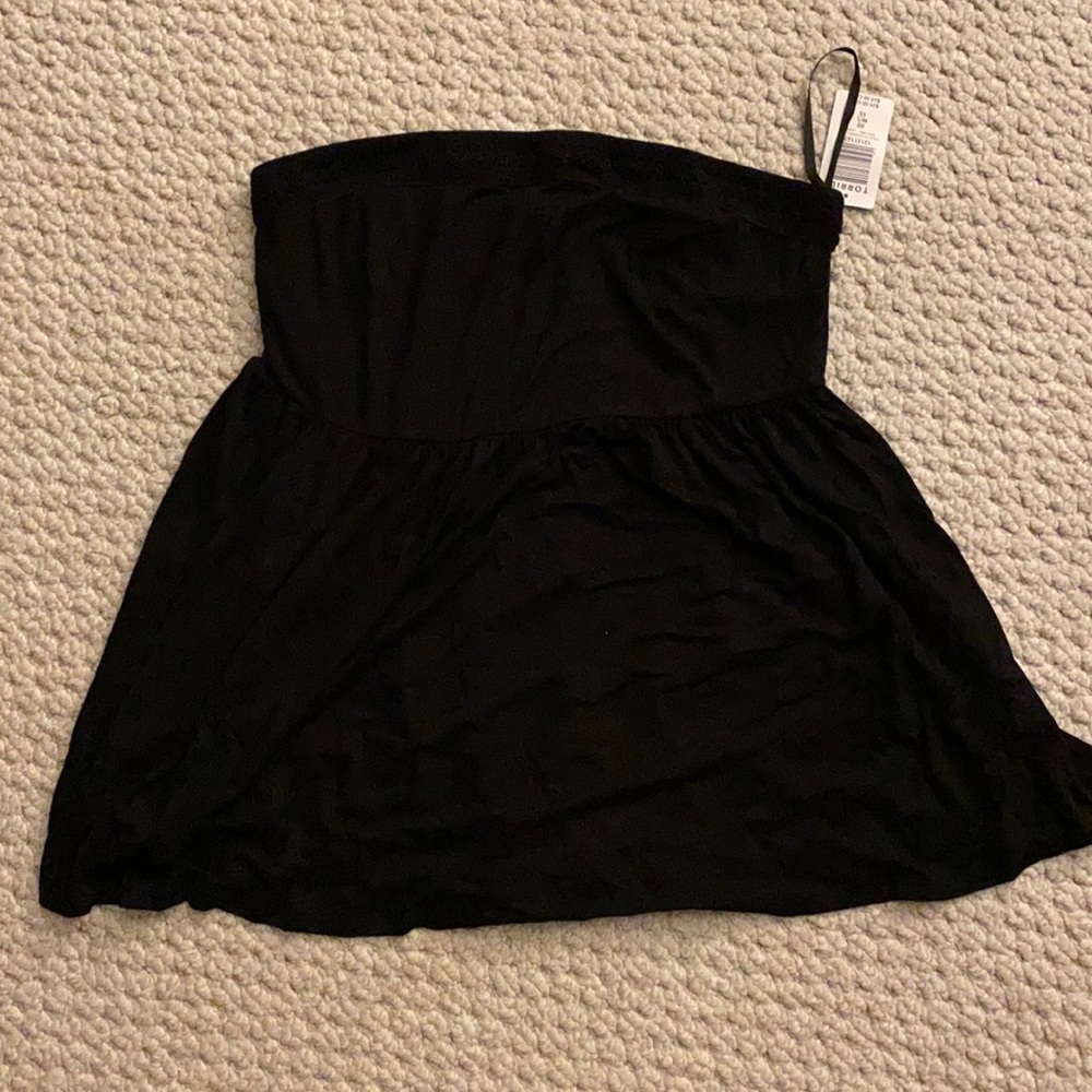 Beautiful new tube top.